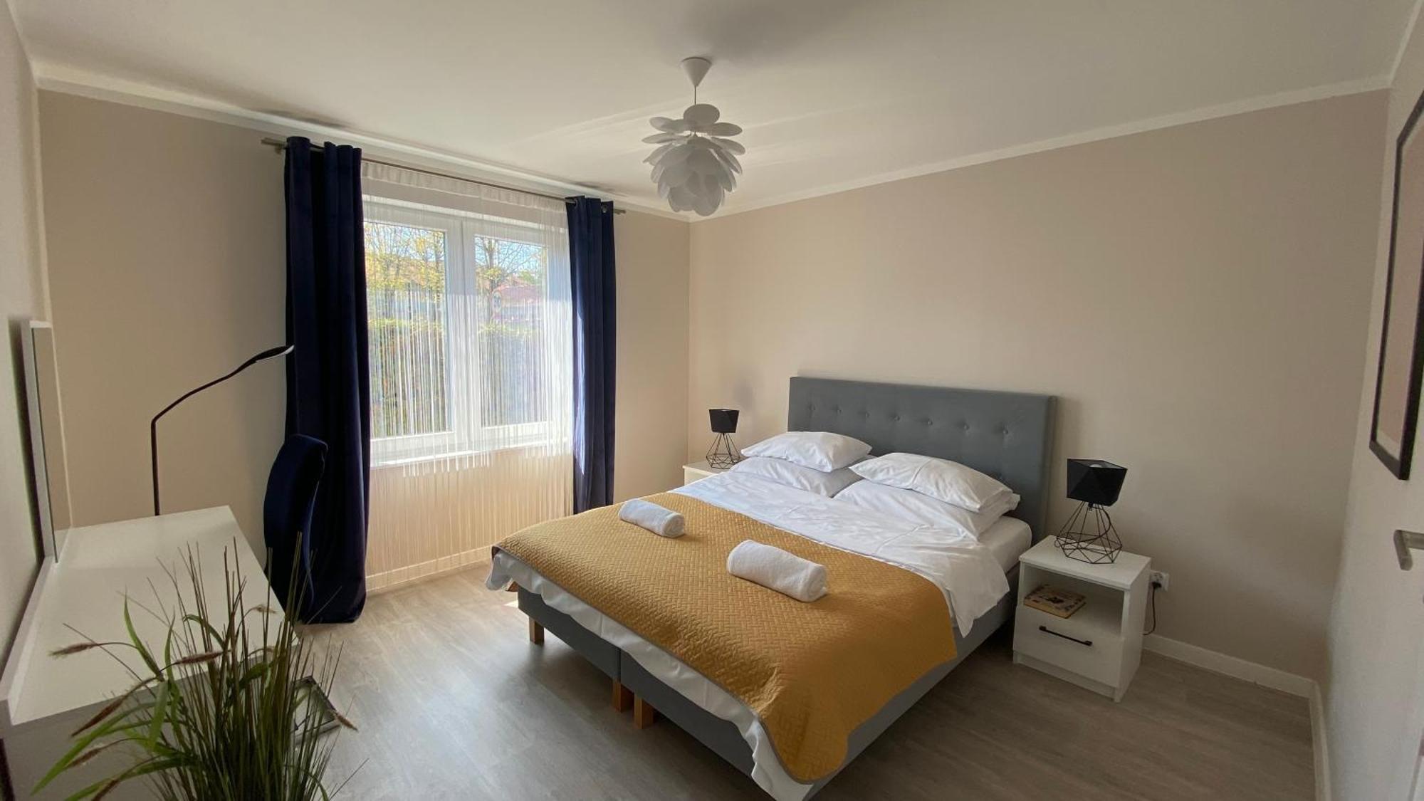 Apartamenty Fredry Леско Экстерьер фото