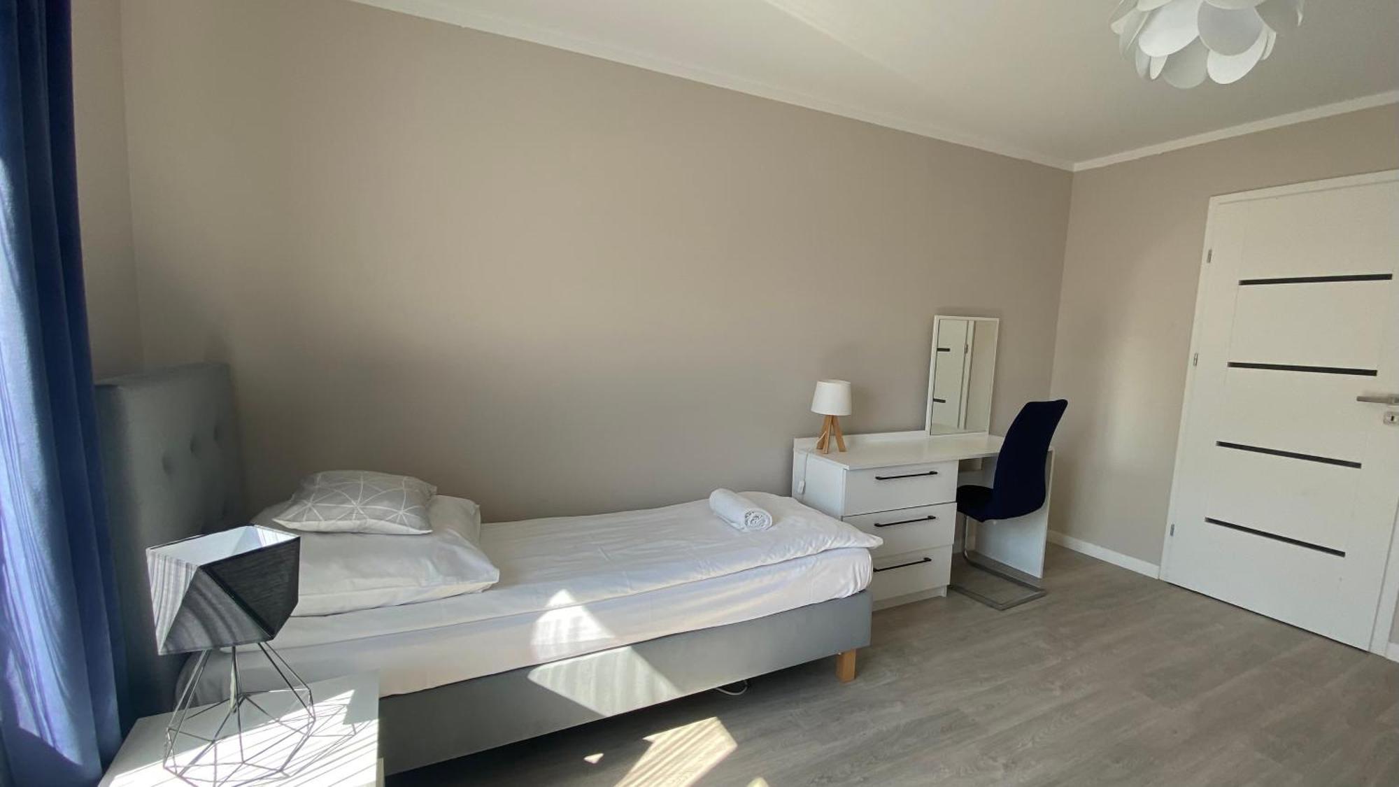 Apartamenty Fredry Леско Экстерьер фото